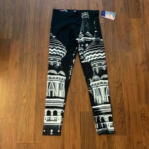 NWT T4T leggings